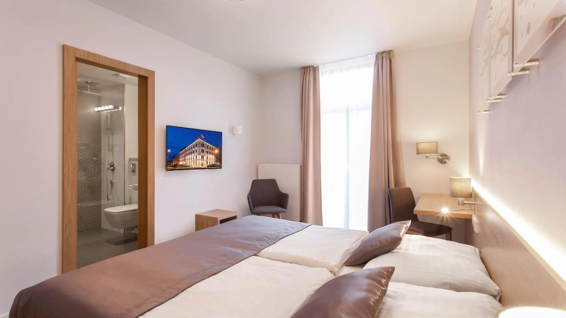 Hotel Carol Prague