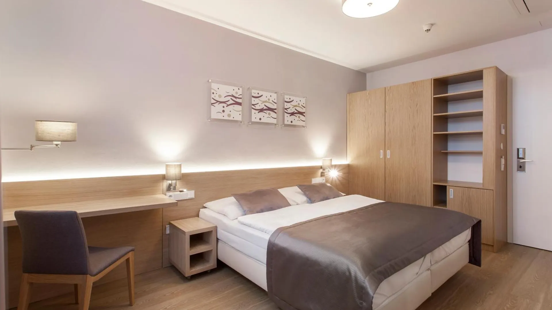 ****  Hotel Carol Prague Czech Republic
