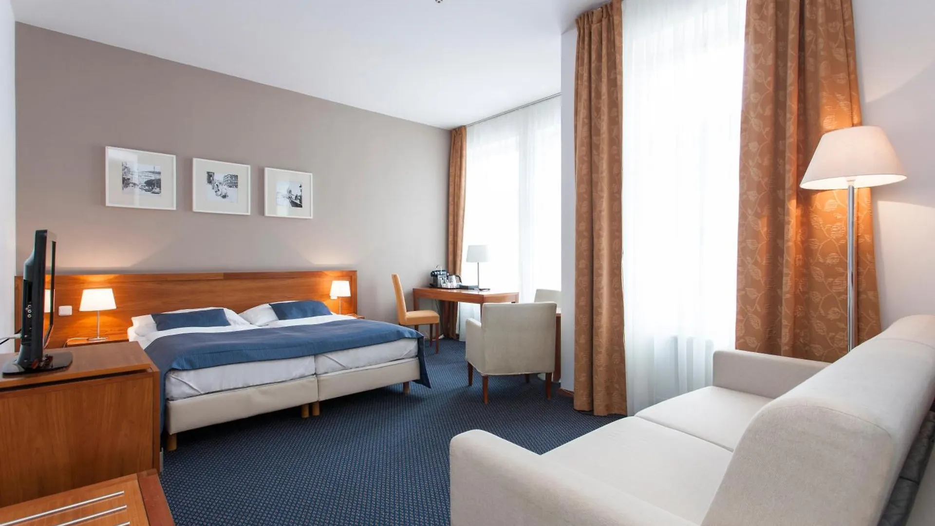 Hotel Carol Prague 4*,  Czech Republic